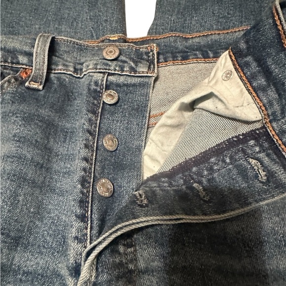 Levi's Women's Ribcage Straight Ankle Jeans - Picture 6 of 9